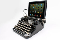 USBタイプライター UNDERWOOD 1台目のタイプライター - 1935年製 Underwood Universal Portable : r